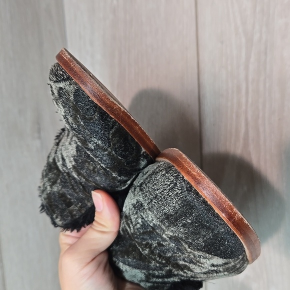 Free People Women Faux Fur Insulated lined Loafer Slip on shoes sz 37/6.5-7 - Picture 5 of 14